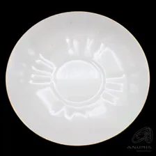 Блюдце. Фарфор, позолота. ⌀ 12,5 см. Клеймо «Imperial Porcelain 1744 St. Petersburg»